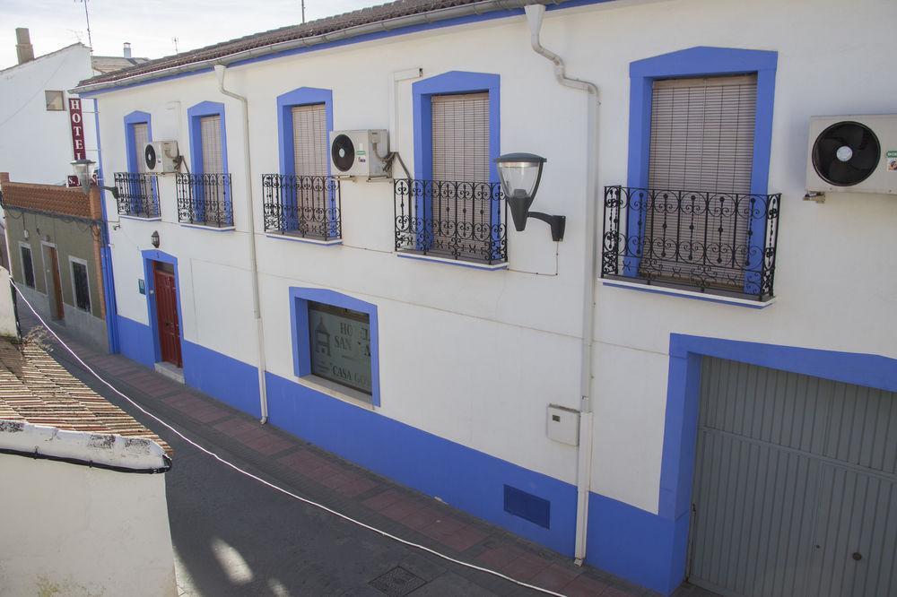 Hotel San Juan Miguelturra Bagian luar foto