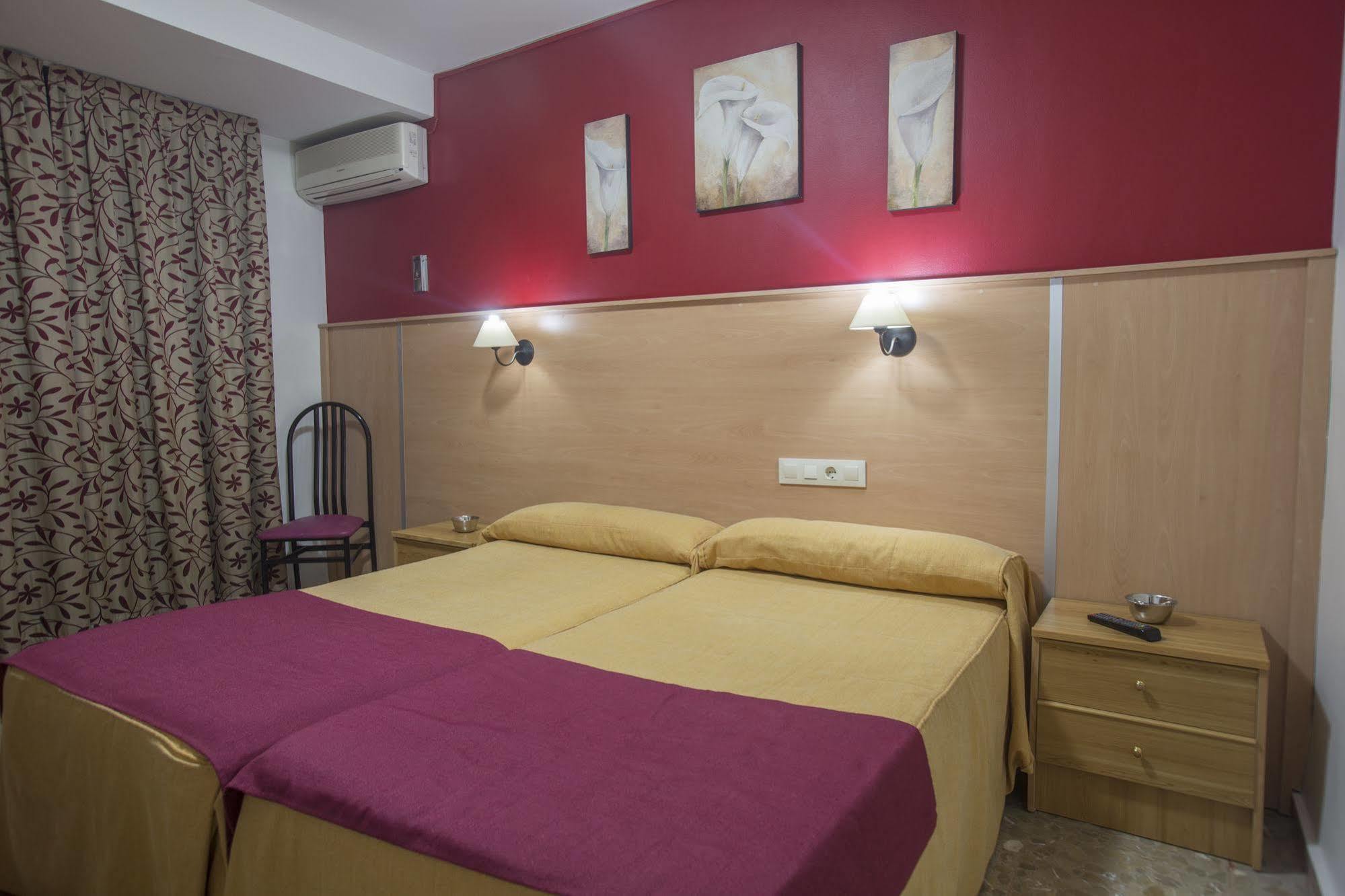 Hotel San Juan Miguelturra Bagian luar foto